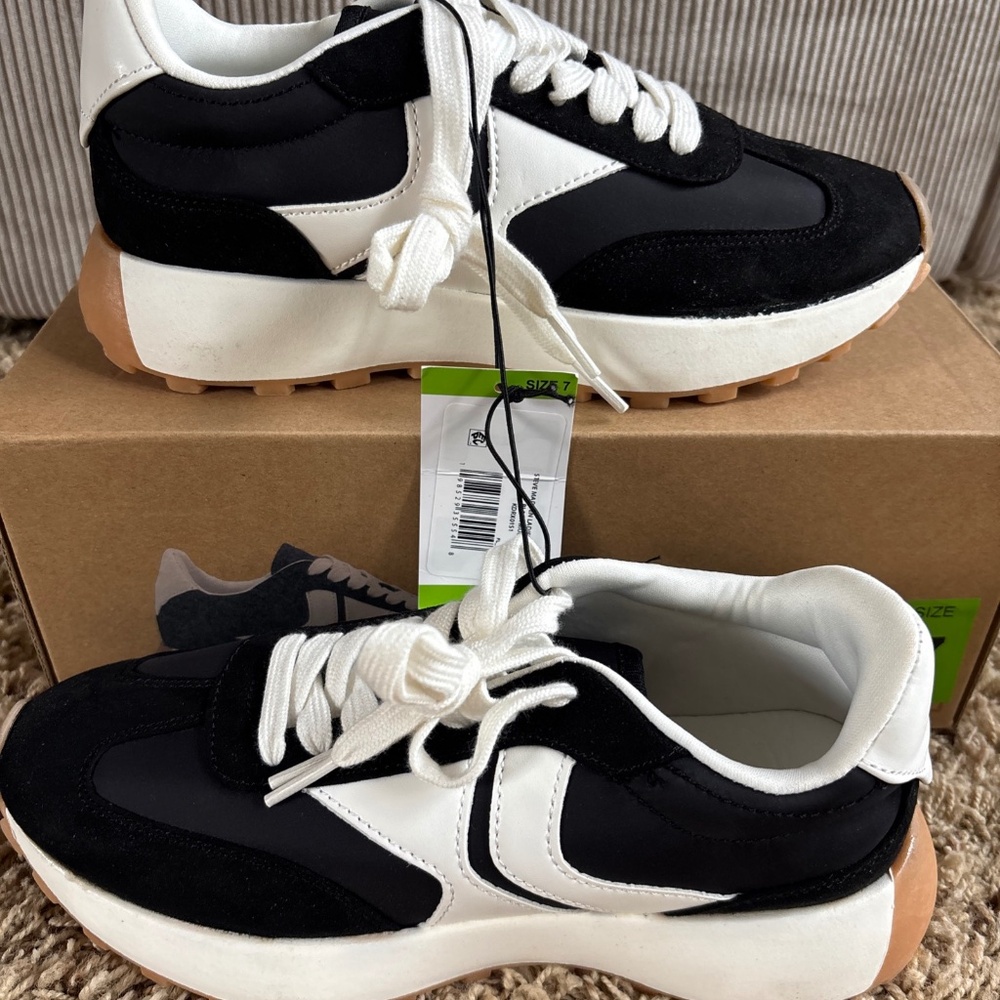 Steve Madden Black and White Sneakers